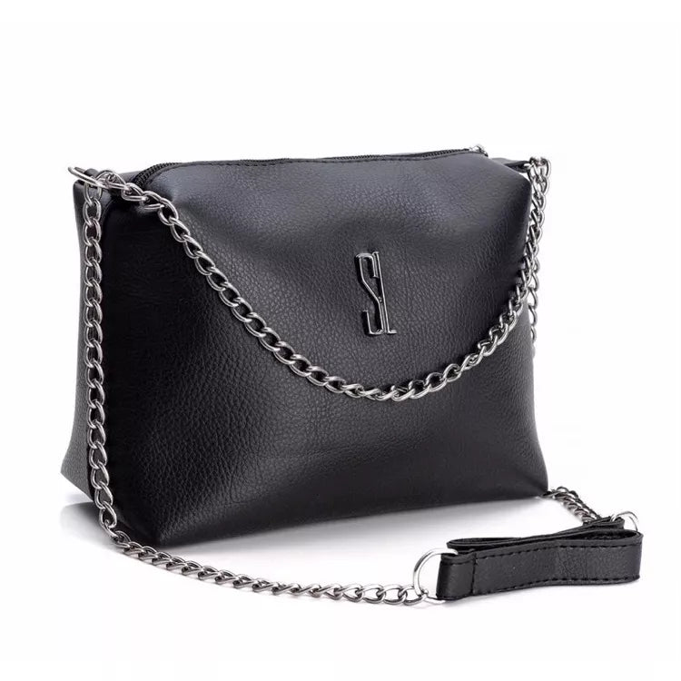 Bolsa Feminina Transversal Lateral com Corrente Tira-colo