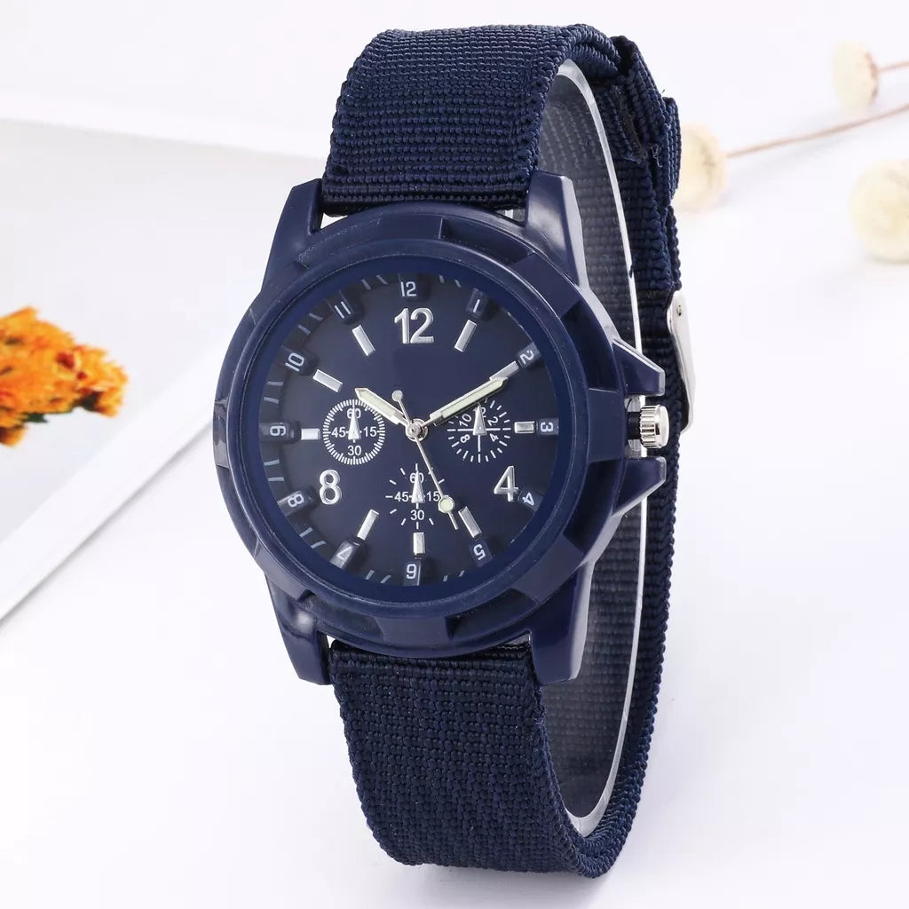 Relógio De Homens Do Exército De Nylon Tecido Canvas Strap Militar Relógios De Quartzo Masculinos Casual Fresco Esporte Round Dial Dos Wristw