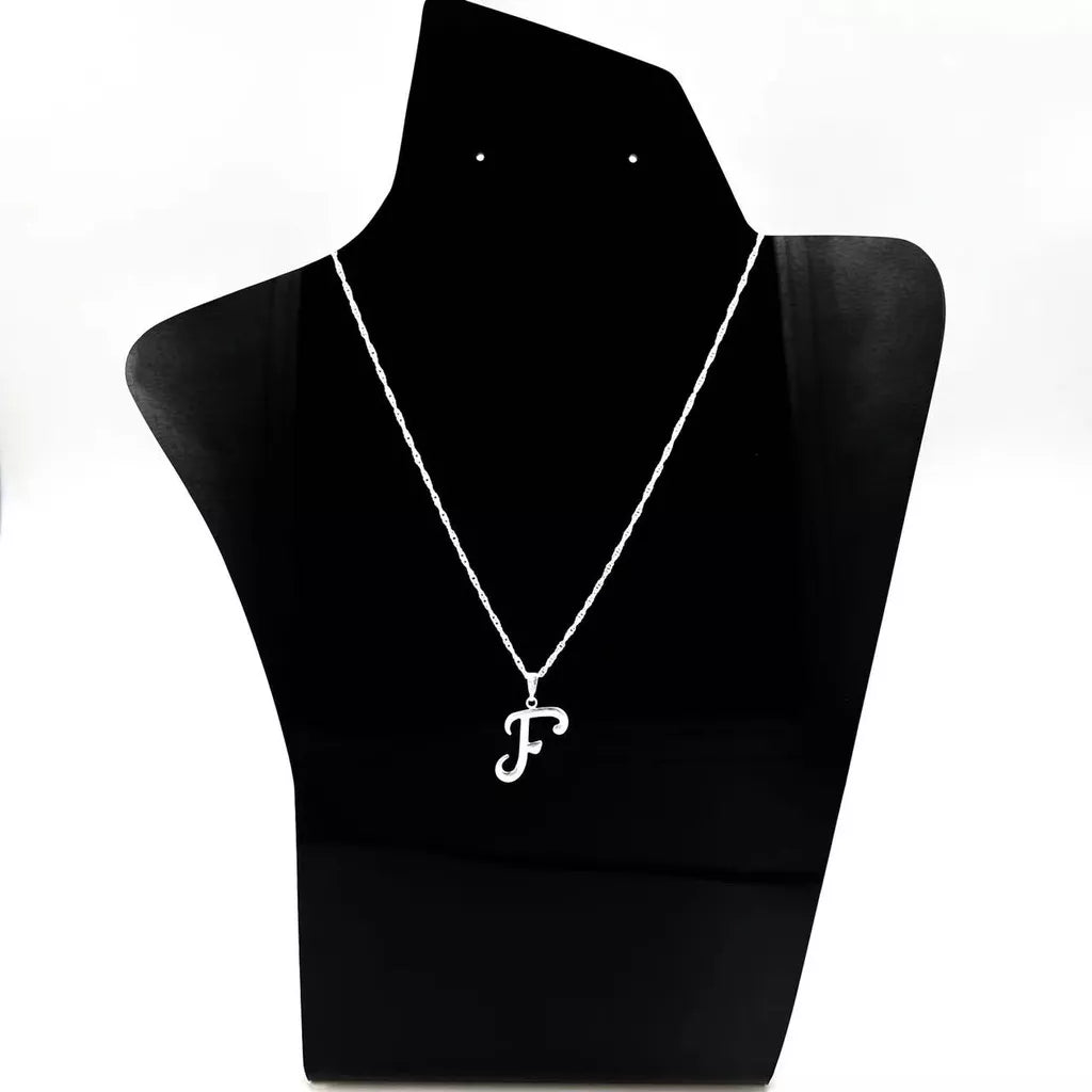 Colar pingente Letra Inicial nome prata folheado  prata 925
