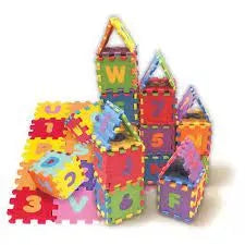 Brinquedo tapete eva 36 peças para crianças  alfabeto e numerais.