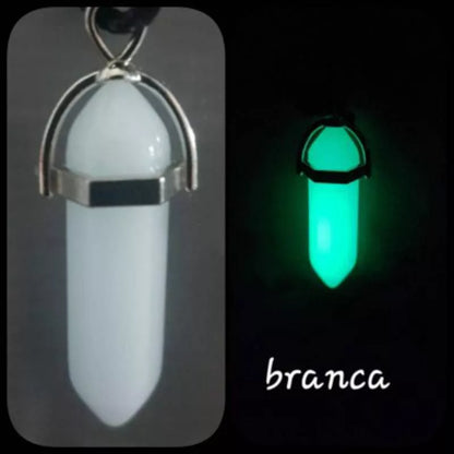 Colar de pedra hexagonal fluorescente luminosa, colar com pingente de couro, de cristal natural brilhante no escuro, pedra de bala