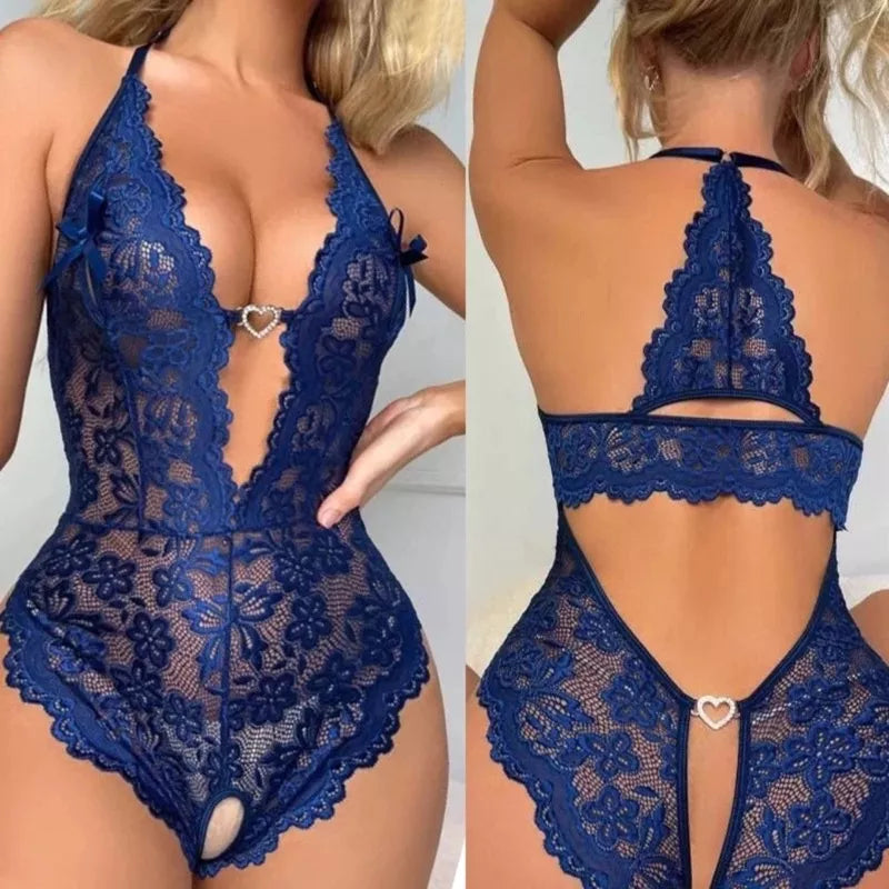 Bori Labella Body em renda Luxo com aberturas sensuais e pingente coração luxo