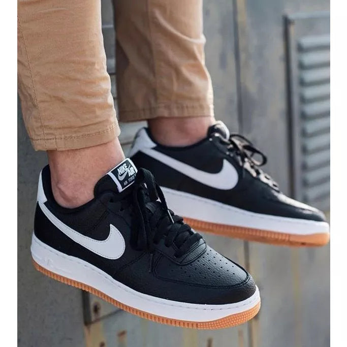 Tenis de Couro NK Preto Branco Masculino e Feminino Sola emborrachada