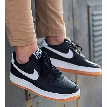 Tenis de Couro NK Preto Branco Masculino e Feminino Sola emborrachada