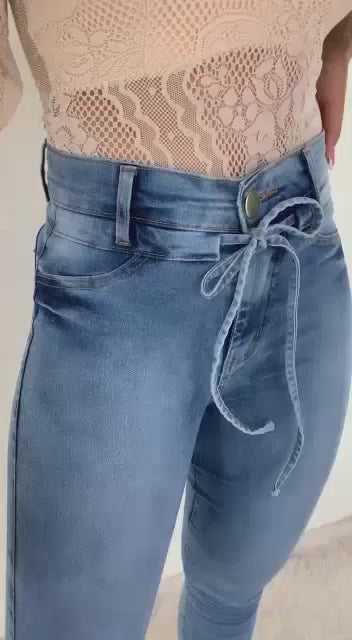 Calça jeans feminina com lycra cós alto cintura alta levanta bumbum premium